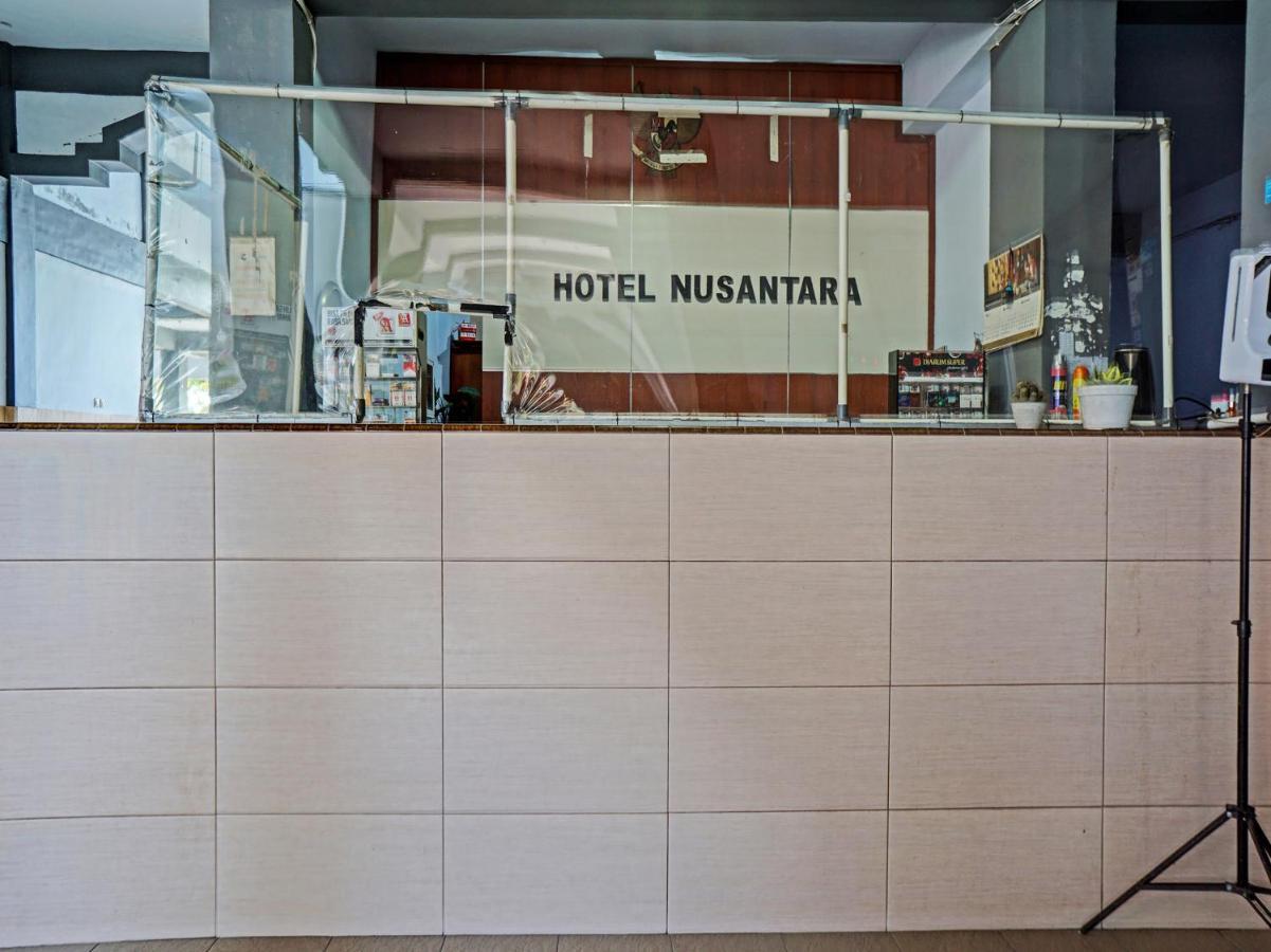 Oyo 92869 Hotel Nusantara Banyuwangi  Exterior photo